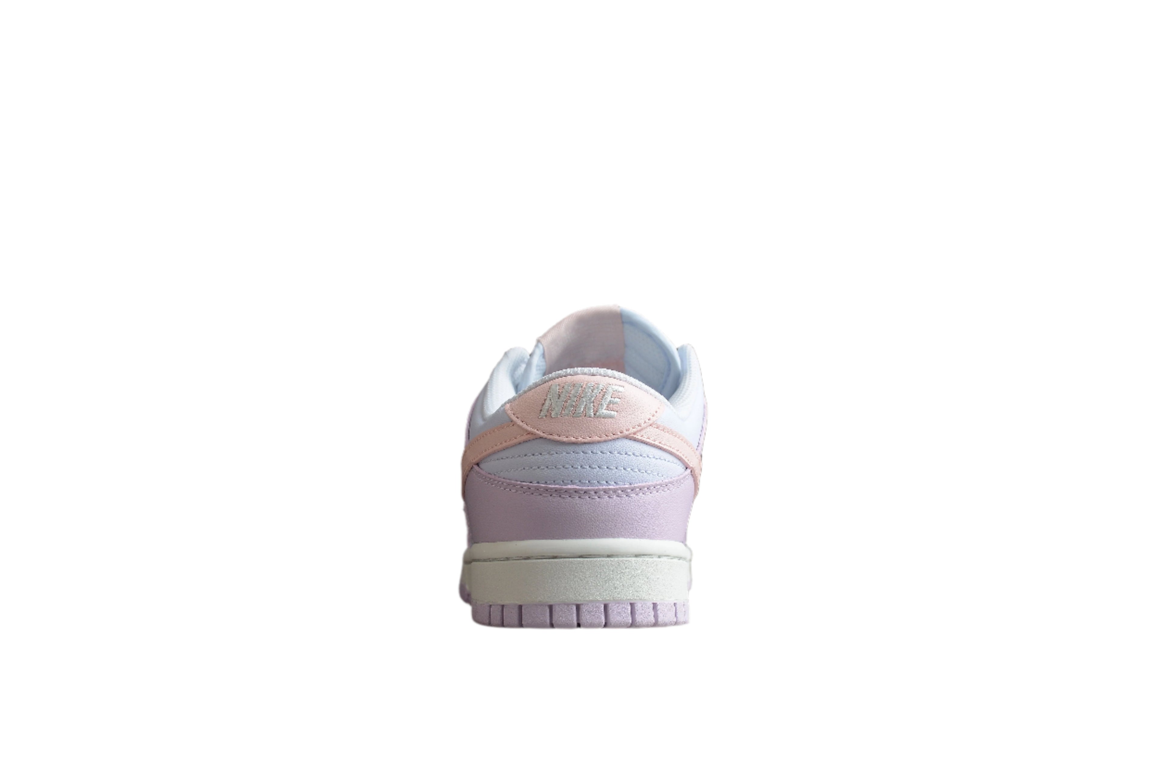 Nike Dunk Low  SB Light Pink