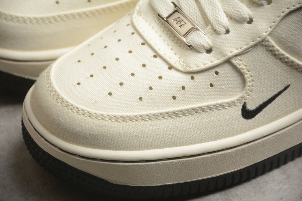 Nike Air Force One Phantom