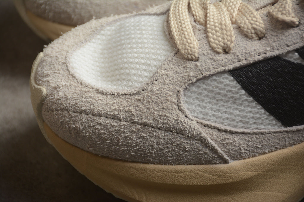 New Balance Warped Runner Sea Salt