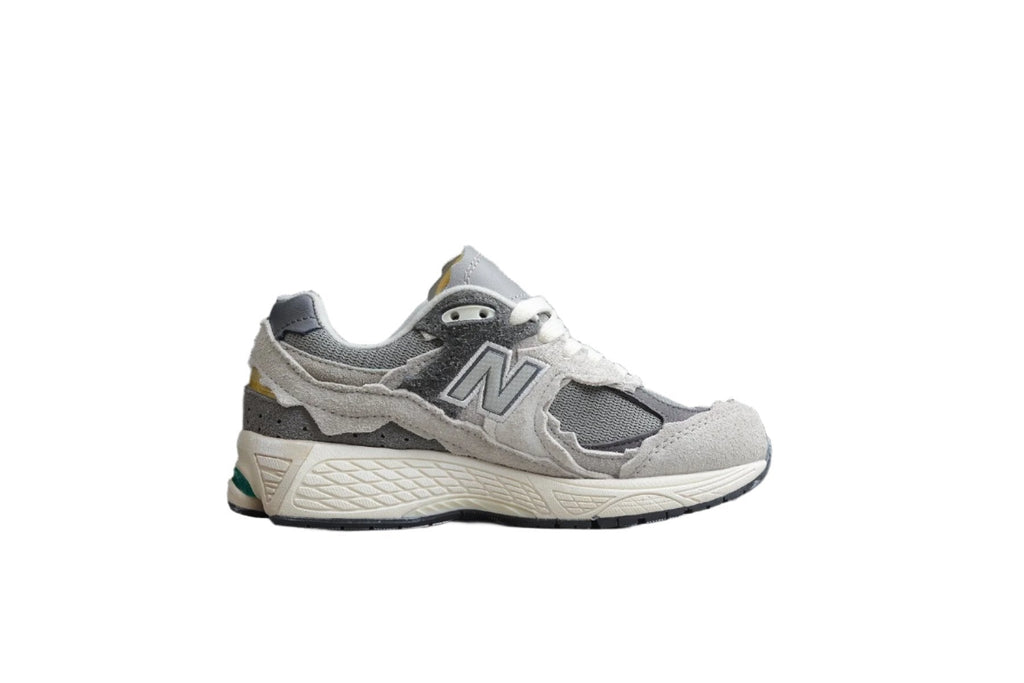New Balance 2002R Grey