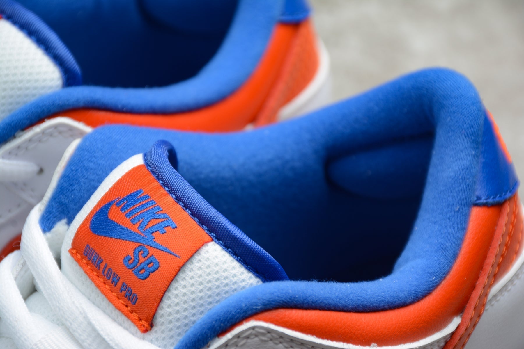 Nike Dunk Low SB White / Orange / Blue