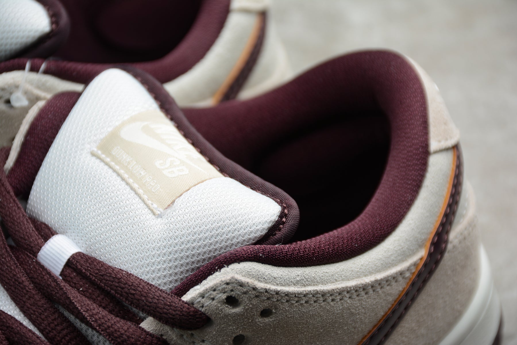 Nike Dunk Low SB Desert Sand / Mahogany