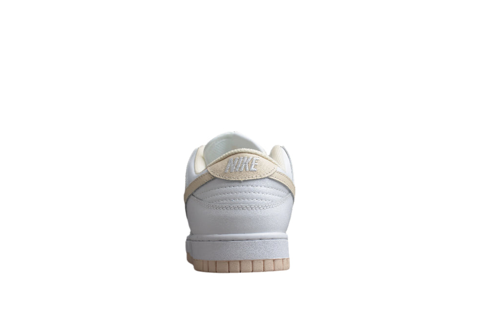 Nike Dunk Low SB Pearl White