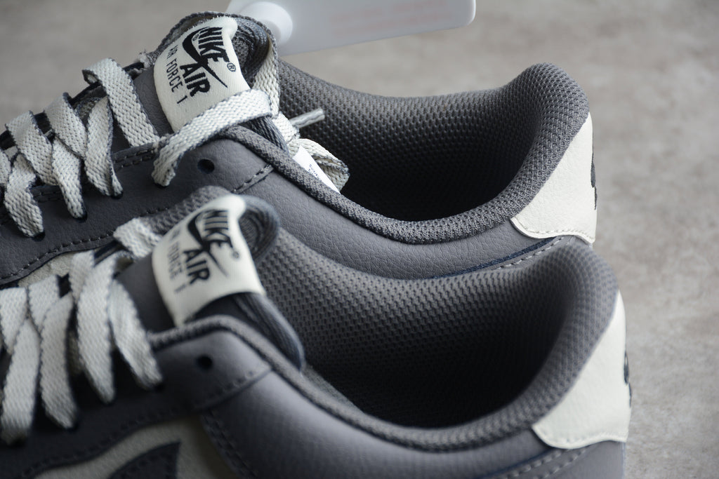 Nike Air Force One Grey / White