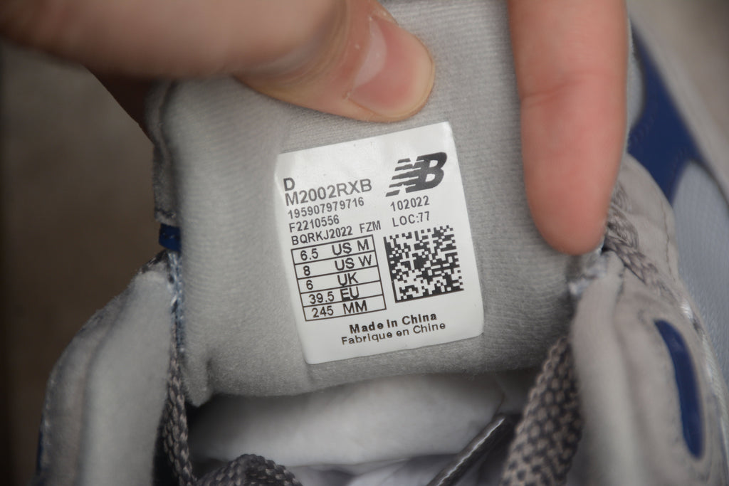 New Balance 2002R Beige / Blue