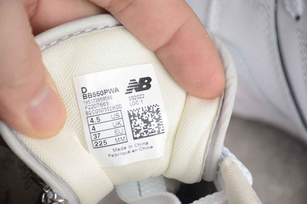 New Balance 550 Salt & Pepper