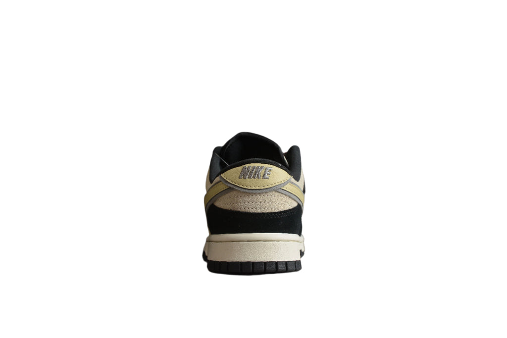 Nike Dunk Low Pro SB Beige / Black