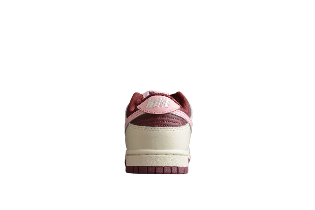 Nike Dunk Low  SB Burgundy / Pink