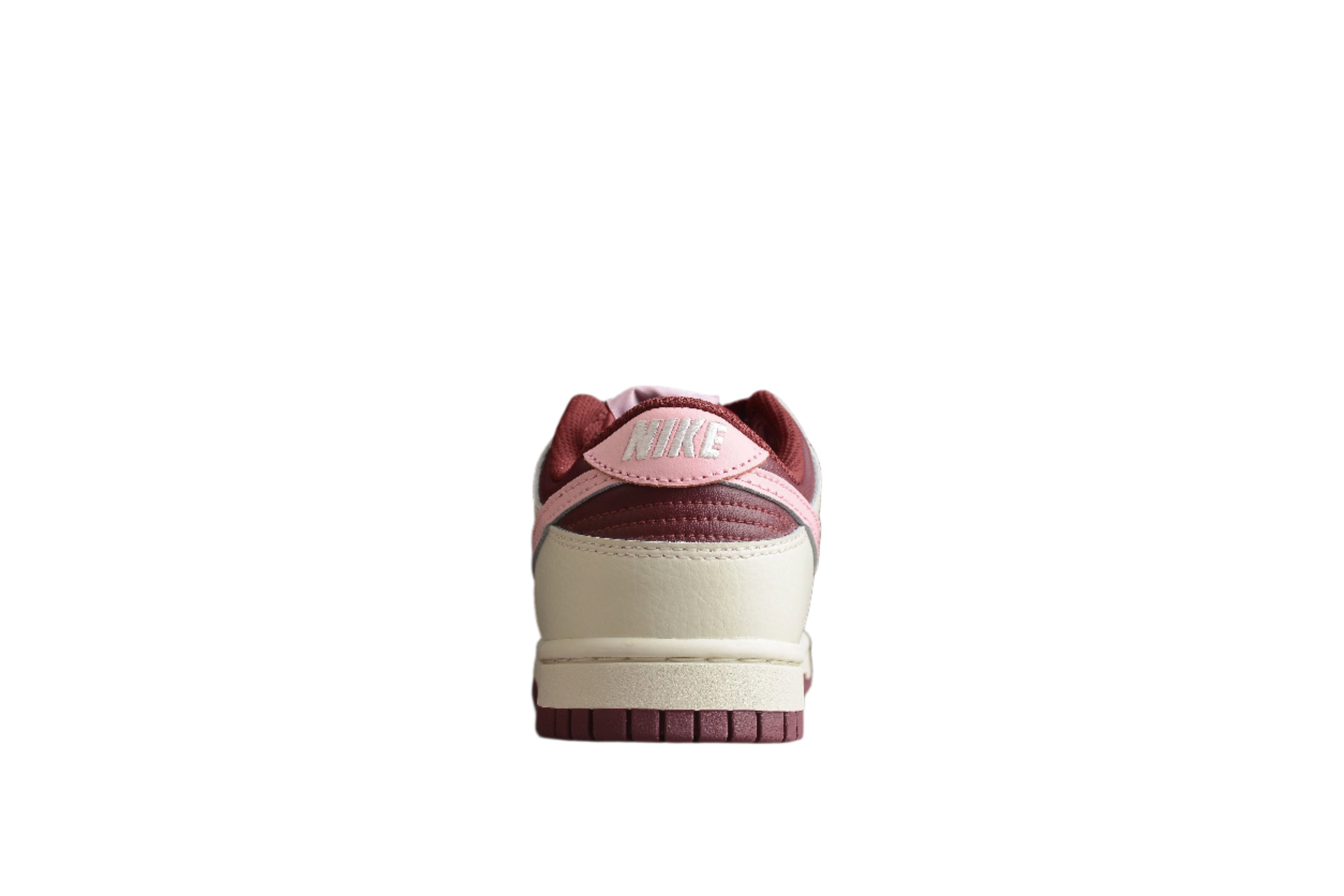 Nike Dunk Low  SB Burgundy / Pink