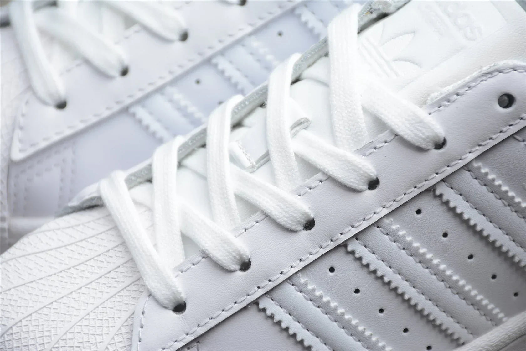 Adidas Superstar White