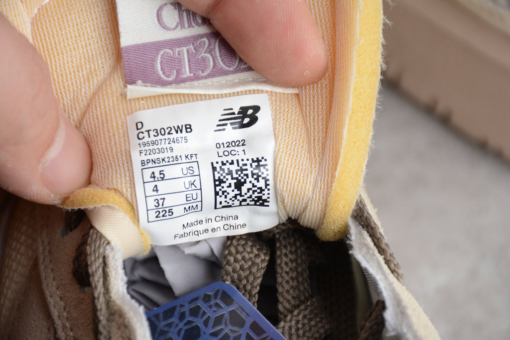 New Balance 302 Taupe