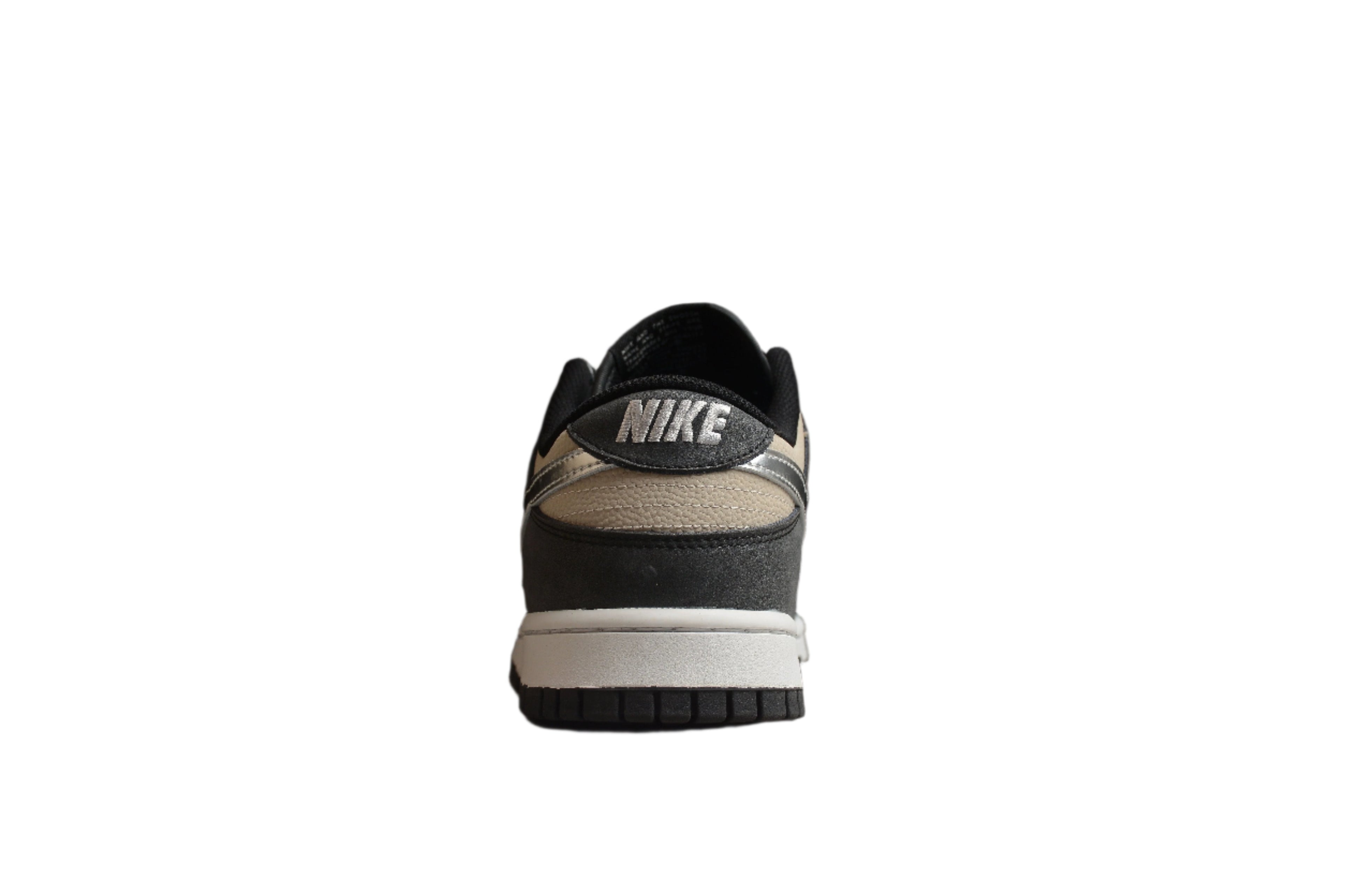 Nike Dunk Low SB Cream / Black / Silver