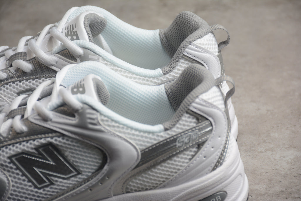 New Balance 530 Off White
