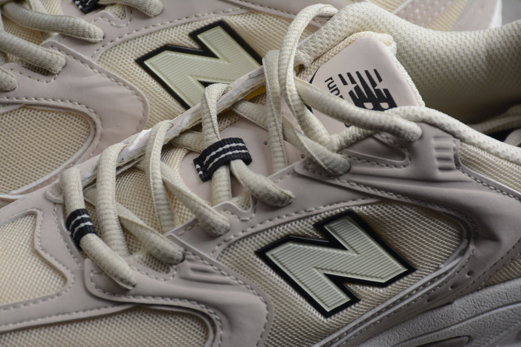 New Balance 530 Beige