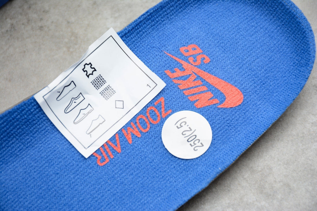 Nike Dunk Low SB White / Orange / Blue