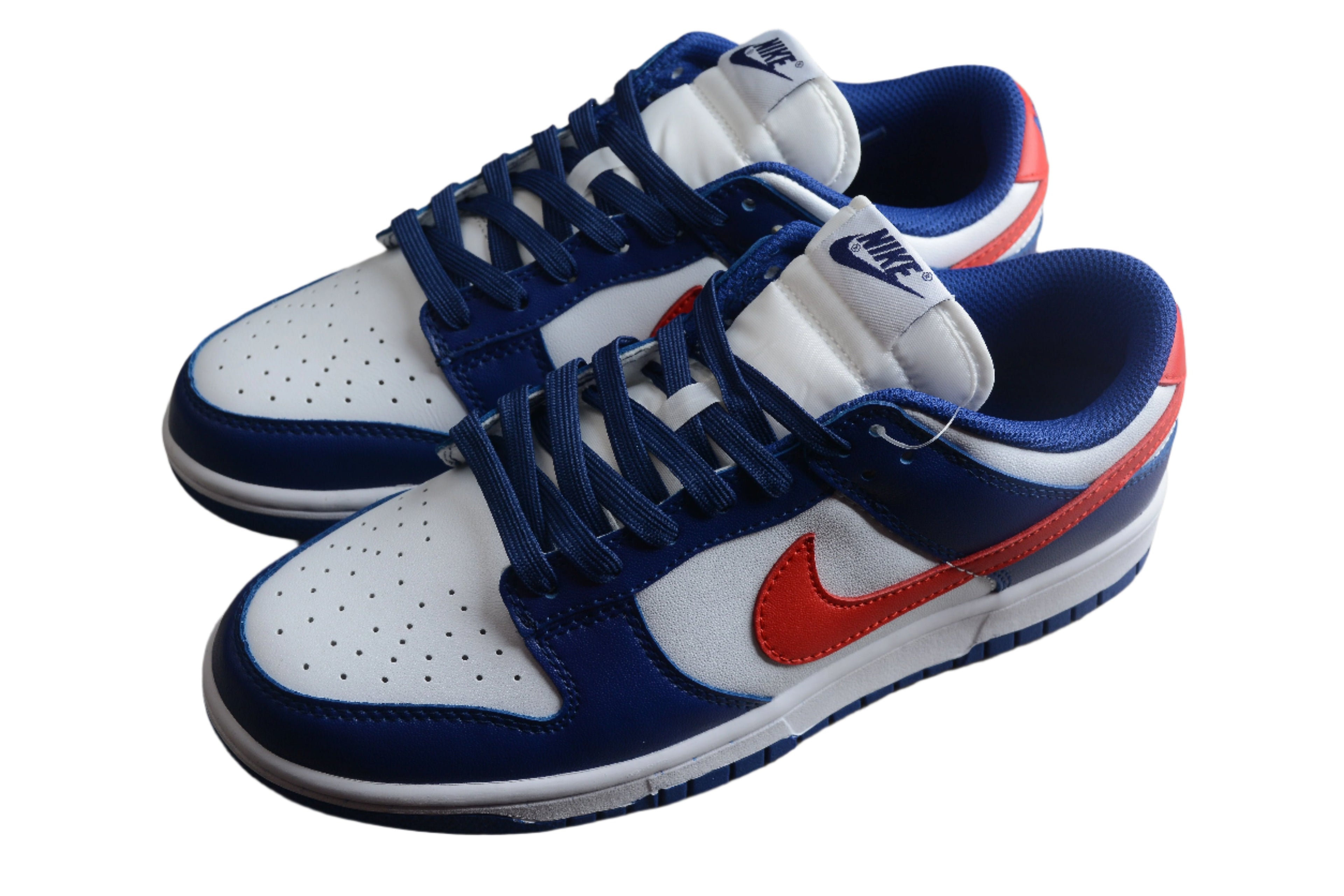 Nike Dunk Low SB Dark Blue / Red