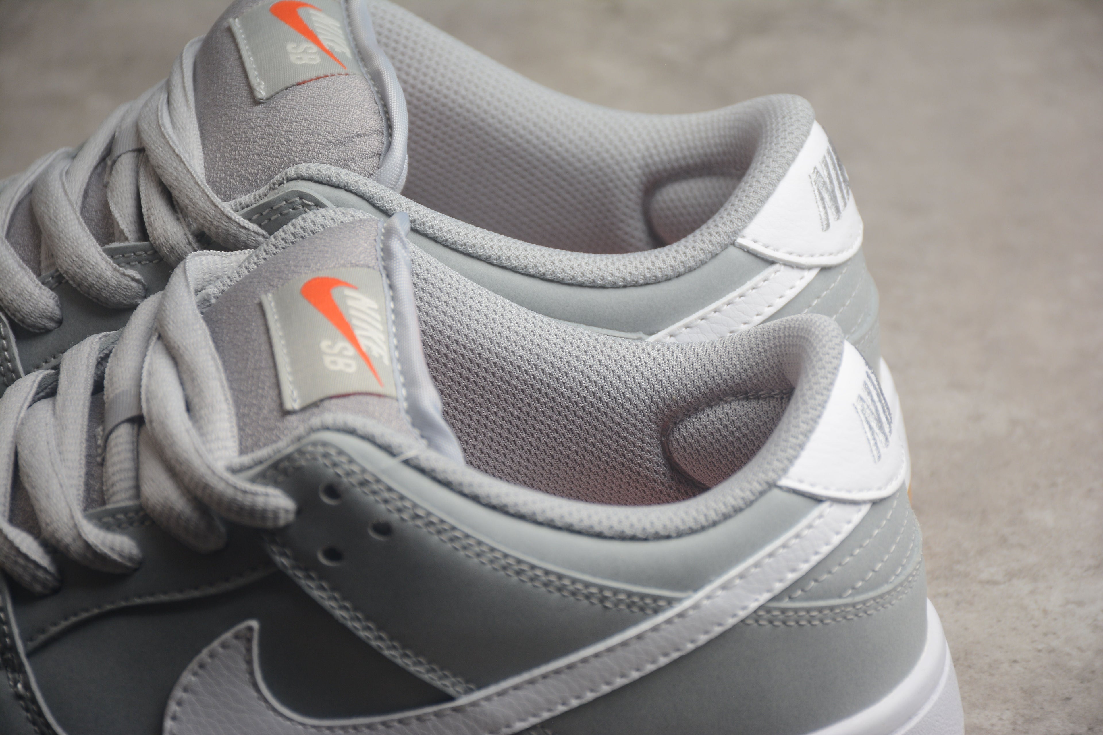 Nike Dunk Low SB Grey