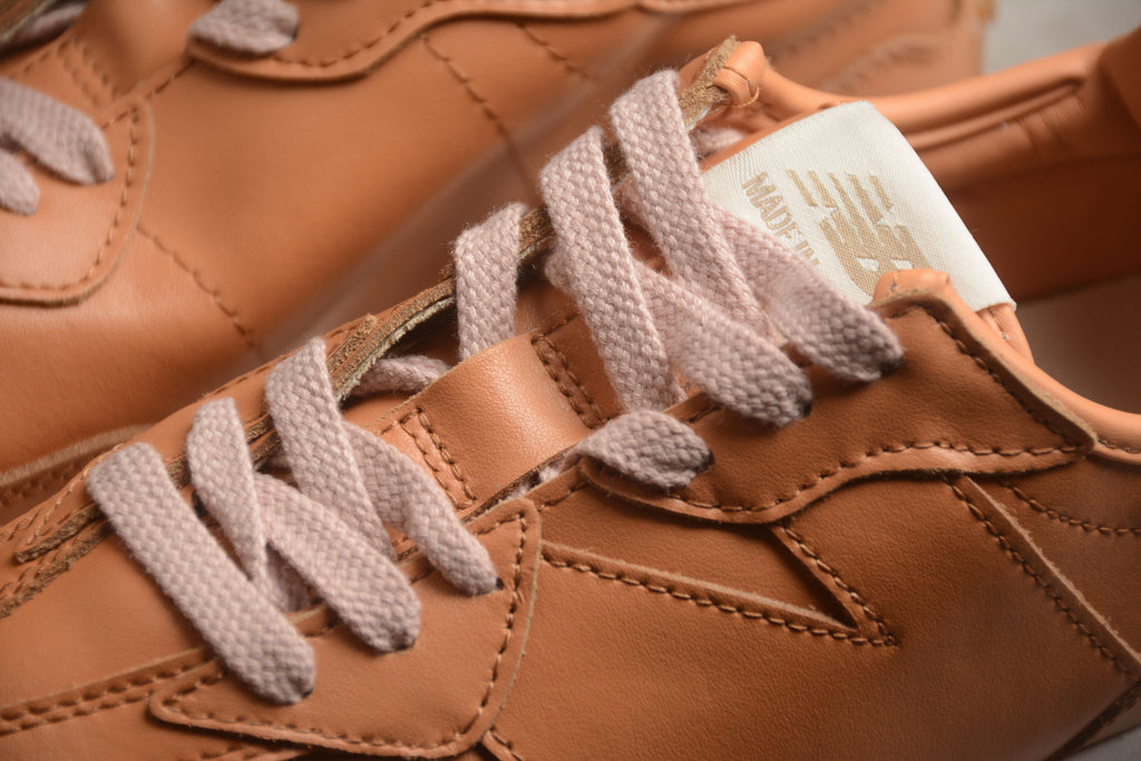 New Balance 327 Camel