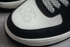 Nike Air Force One Black / White