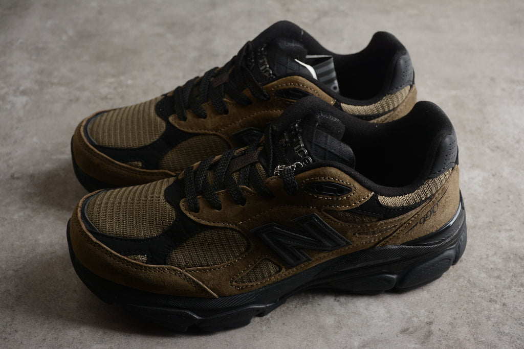 New Balance V3 990 Brown