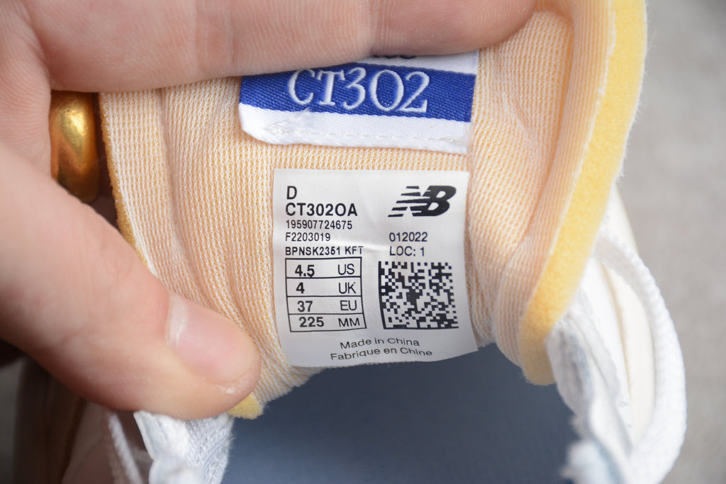 New Balance 302 White / Blue
