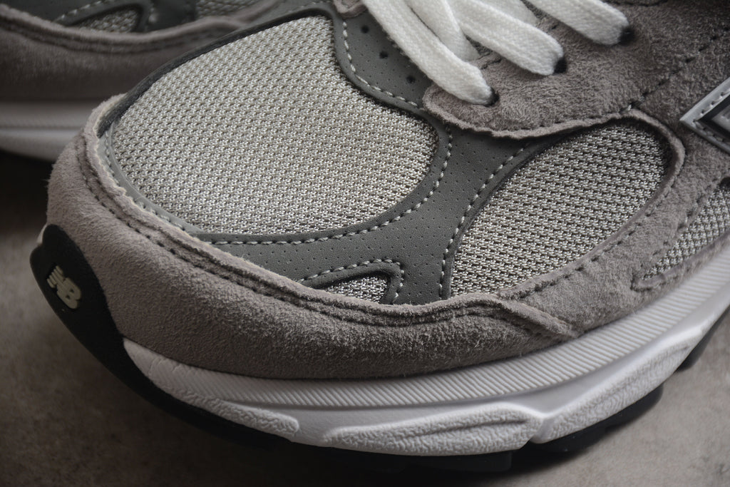 New Balance V3 990 Grey