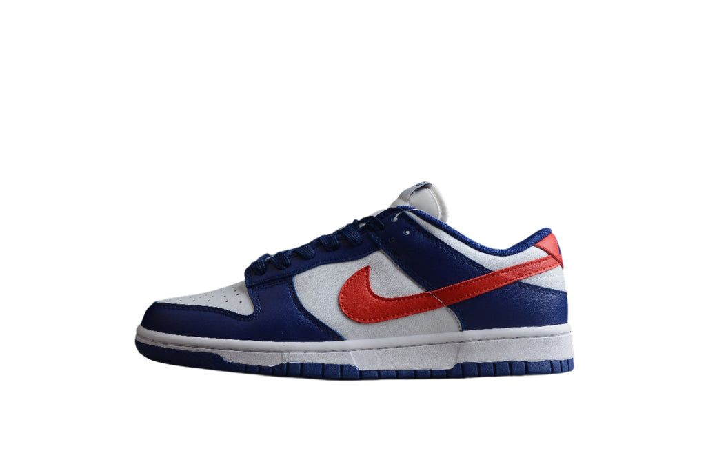 Nike Dunk Low SB Dark Blue / Red