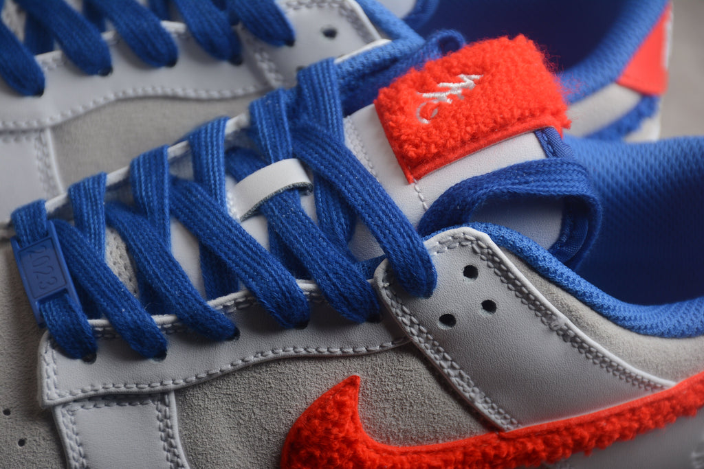 Nike Dunk Low  SB White / Crimson / Varsity Royal