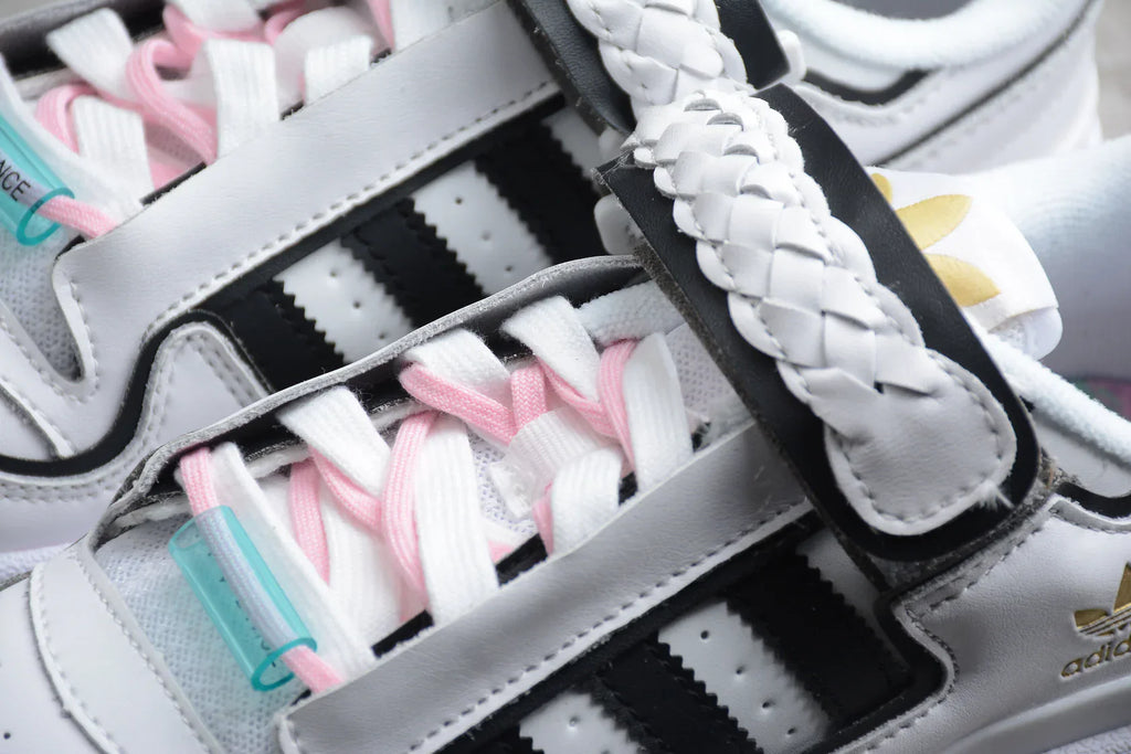 Adidas Forum White / Black