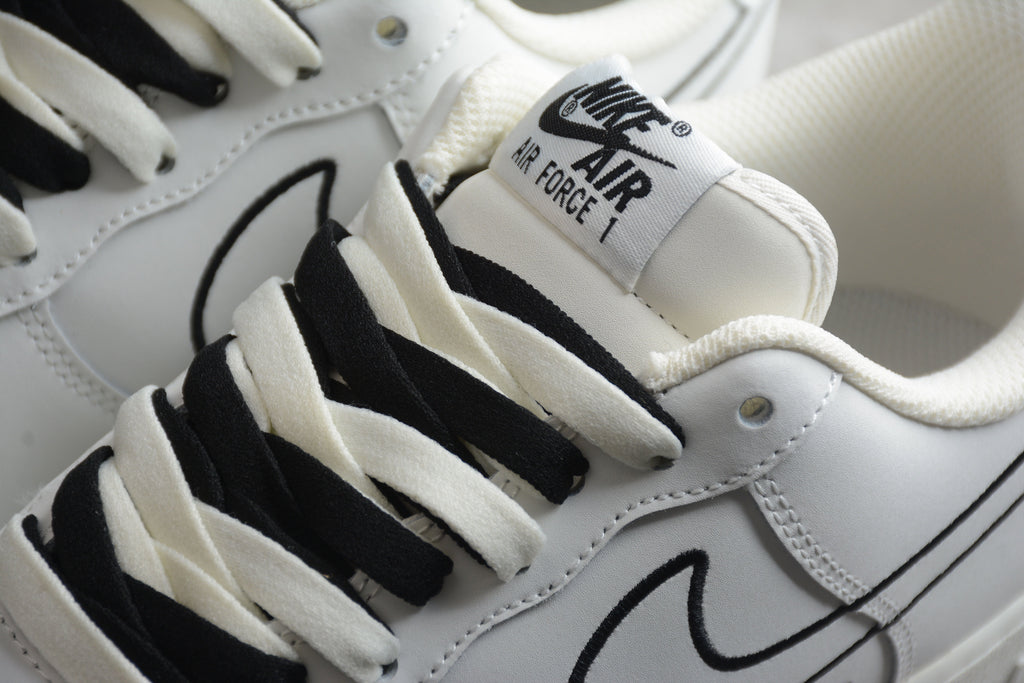 Nike Air Force One White / Black