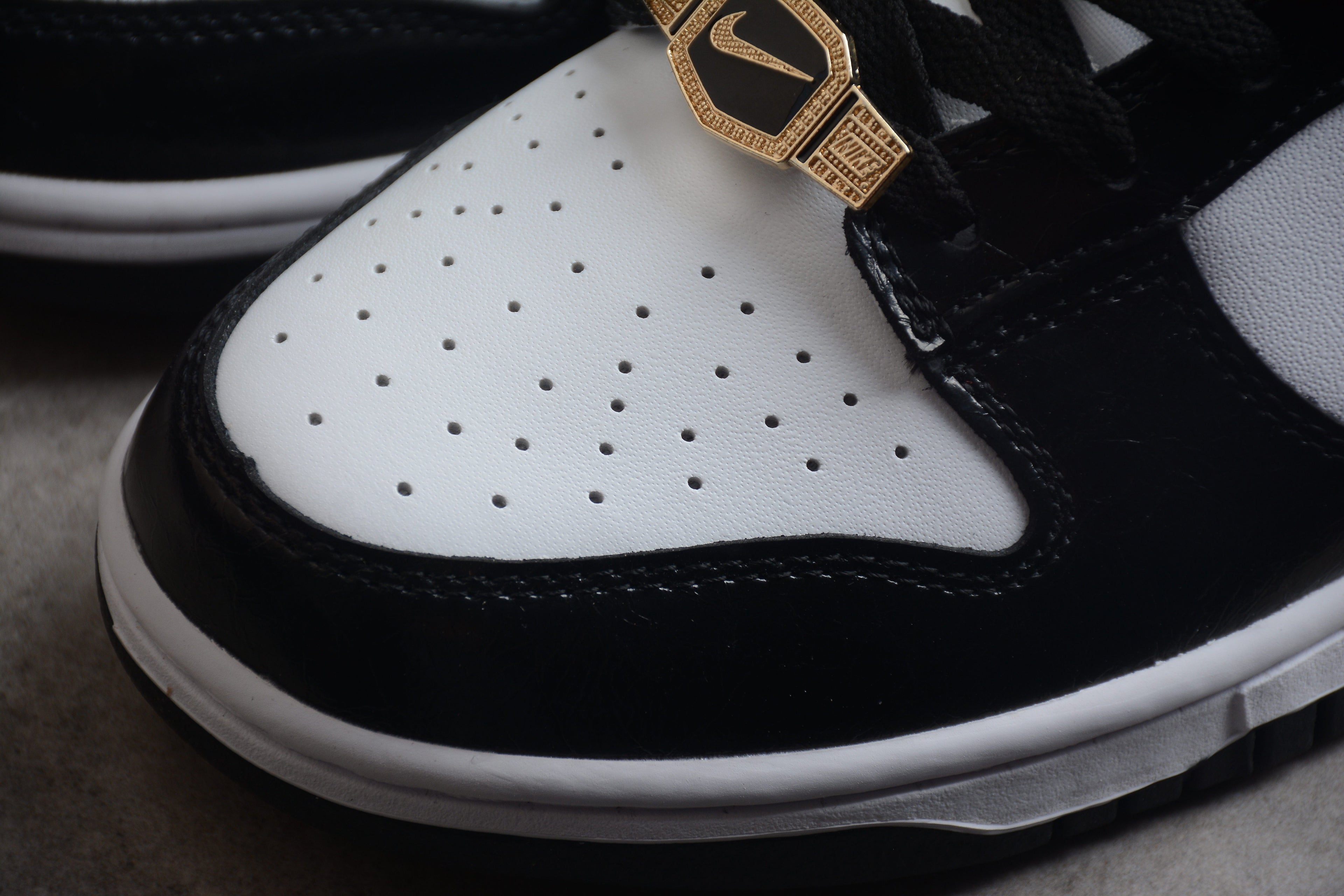Nike Dunk Low SB Black