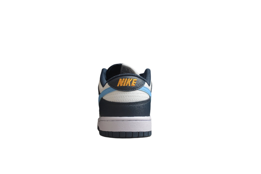 Nike Dunk Low SB Black / Light Blue