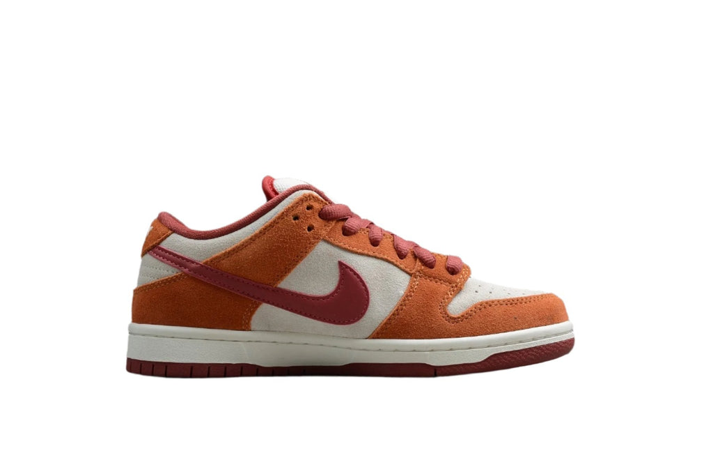 Nike Dunk Low SB Orange / Red