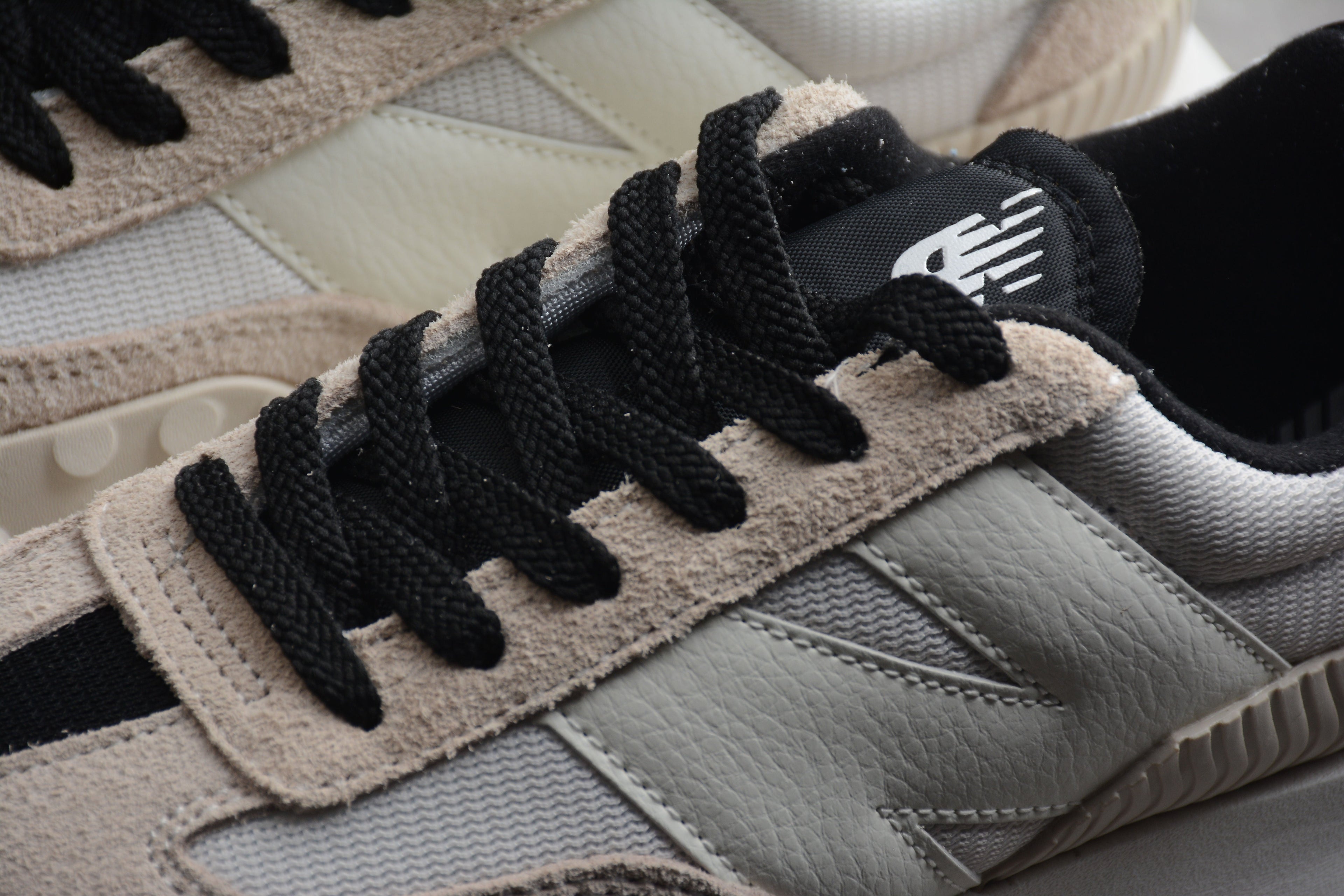 New Balance C72 Beige