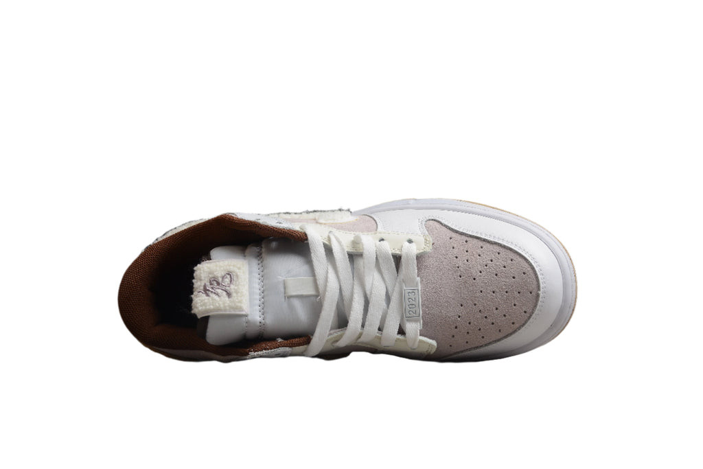 Nike Dunk Low Mocha Brown