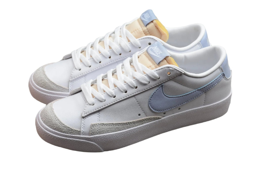 Nike Blazer Low White / Light Blue