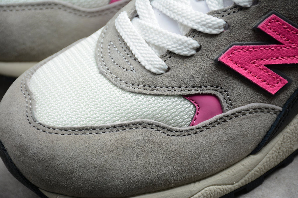 New Balance 580 Grey Pink Teal