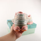 New Balance 9060 Grey / Pink