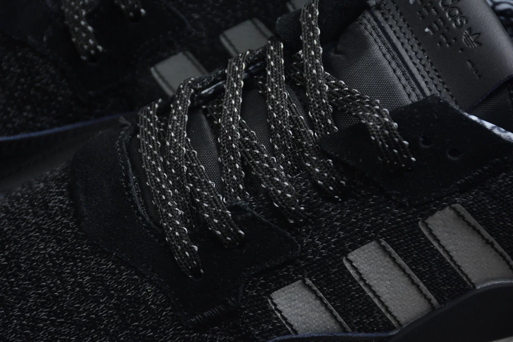 Adidas Jogger Boost Black / Cloud White