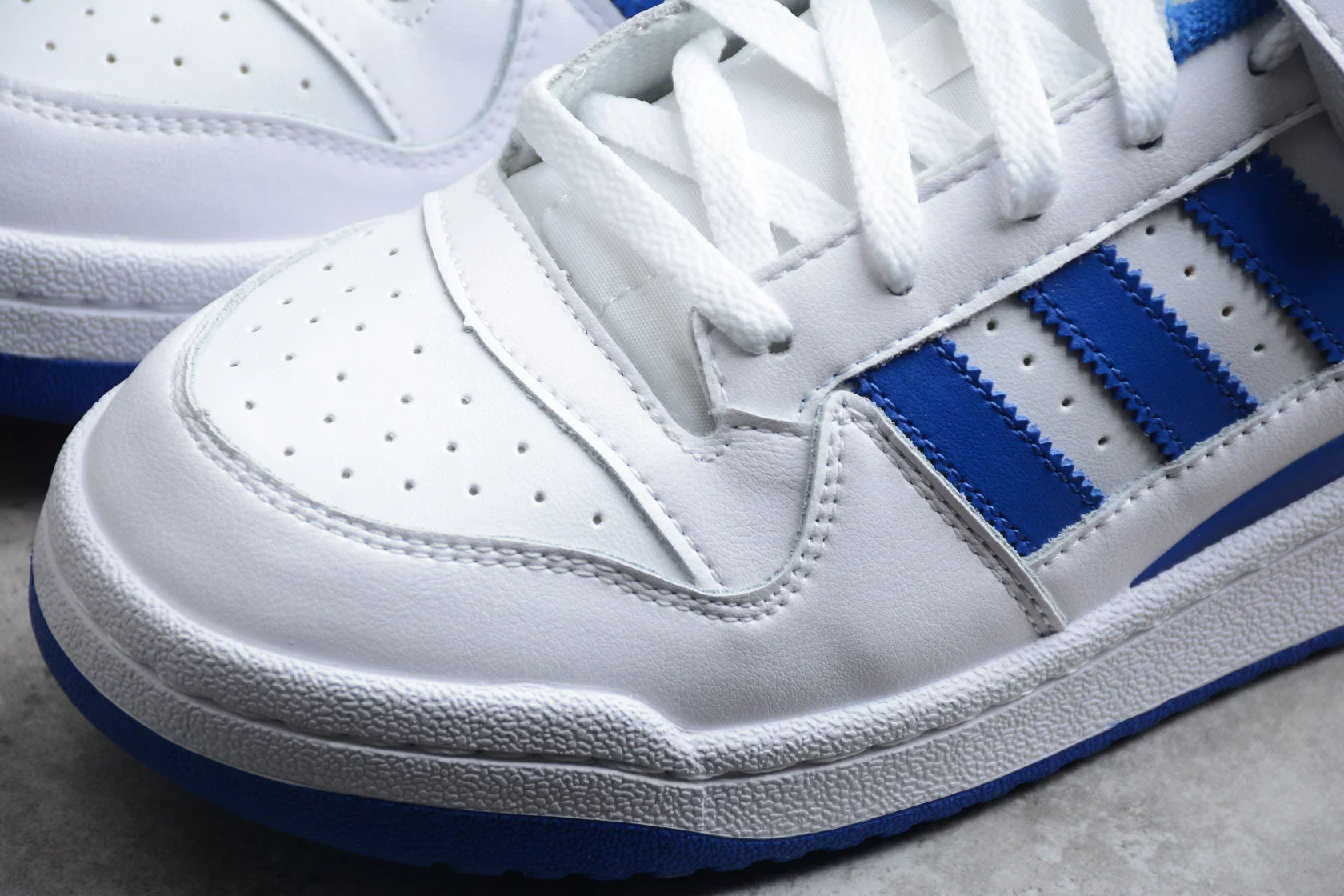 Adidas Forum White / Blue