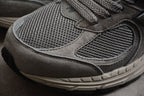New Balance 2002R Grey