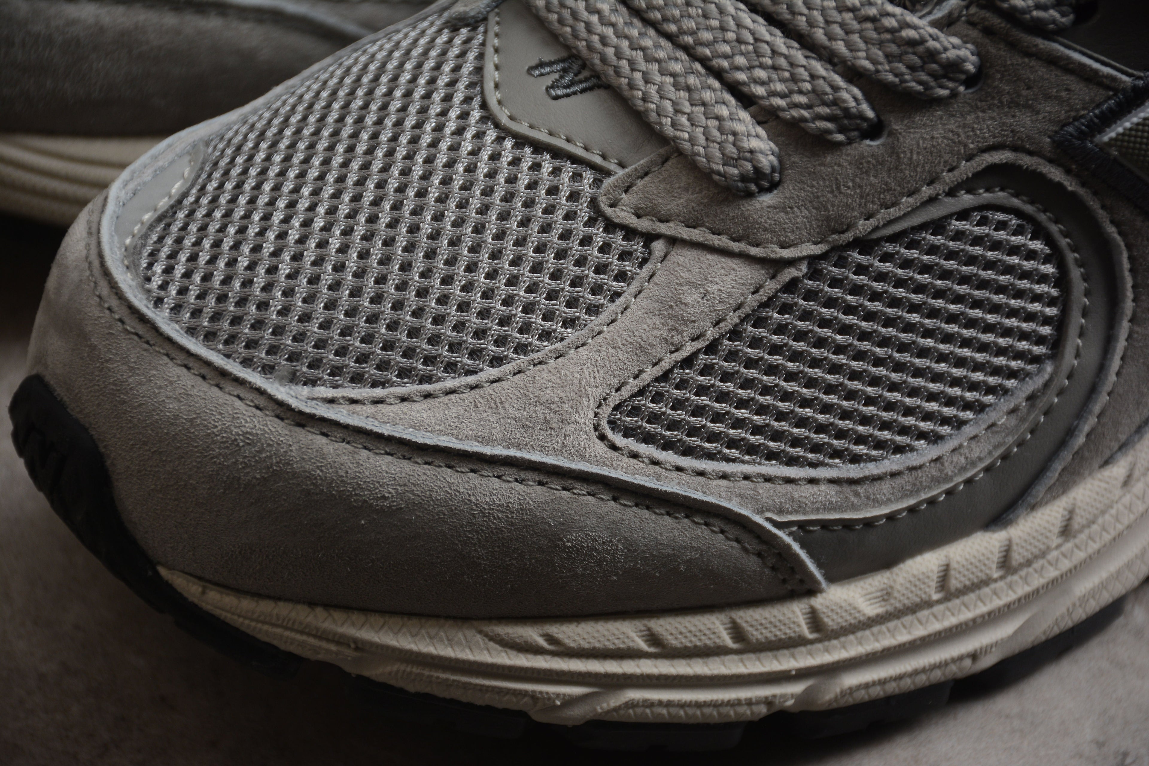 New Balance 2002R Grey