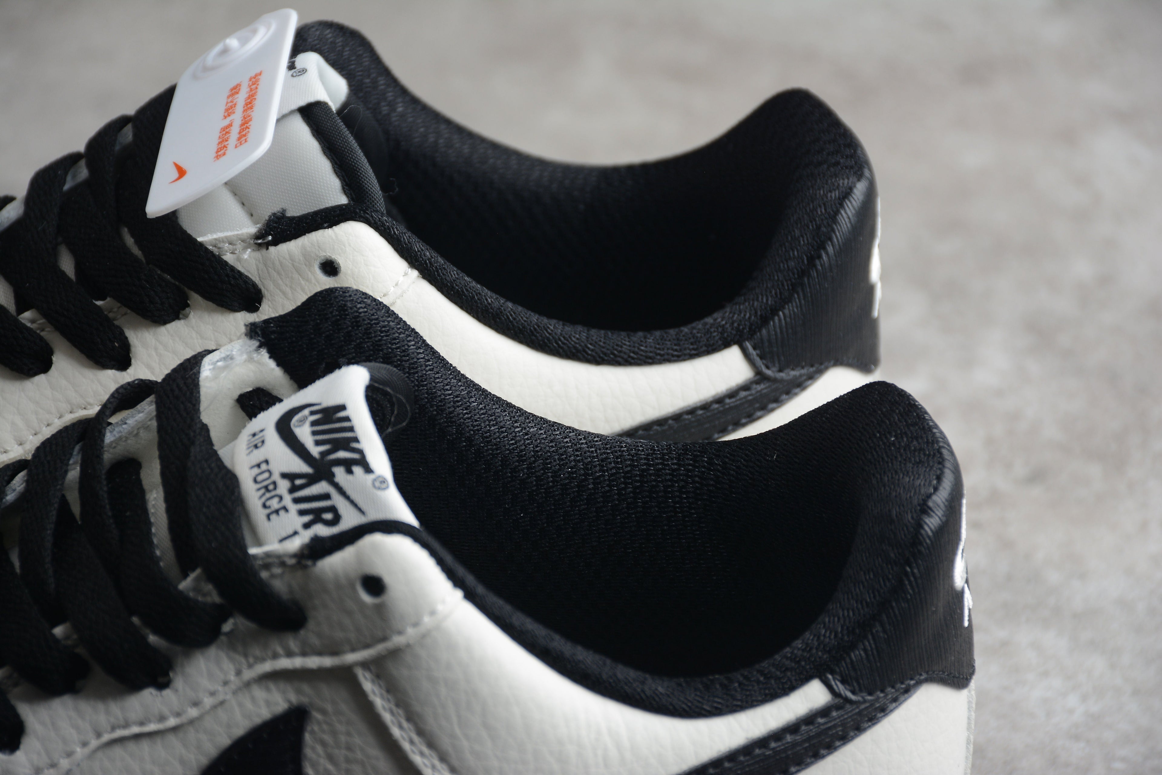 Nike Air Force One White / Black