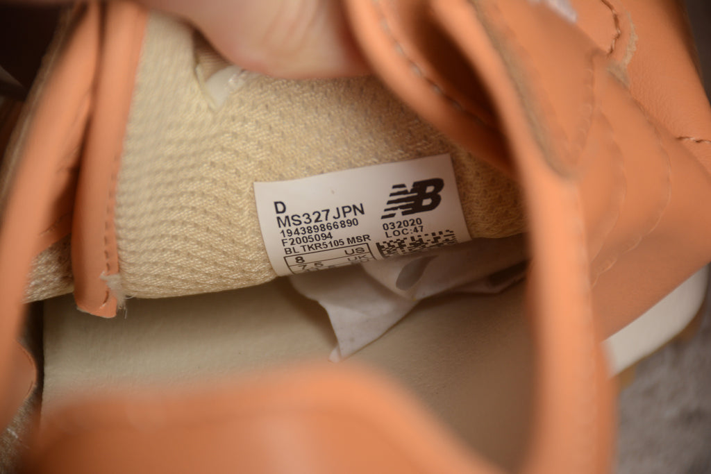 New Balance 327 Camel