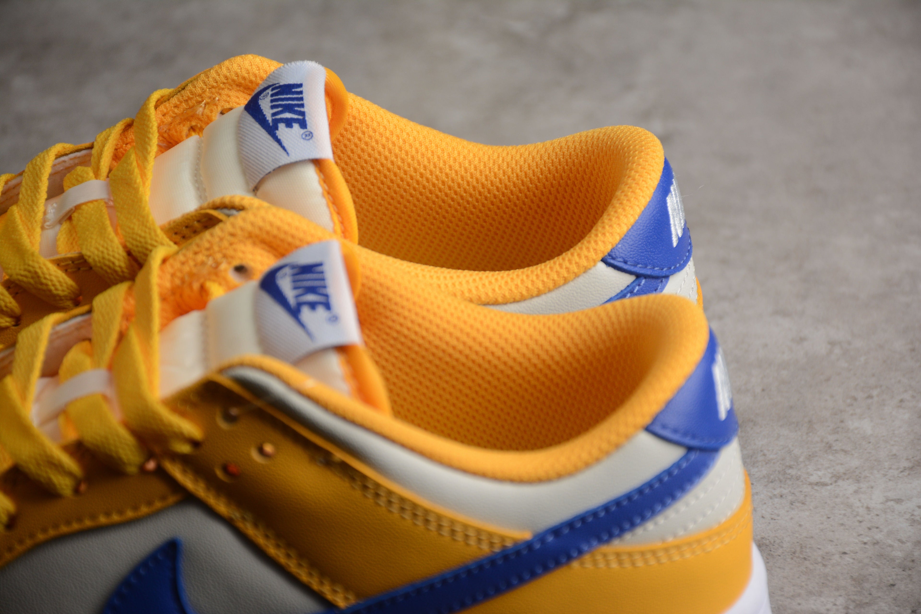 Nike Dunk Low  SB Yellow / Blue