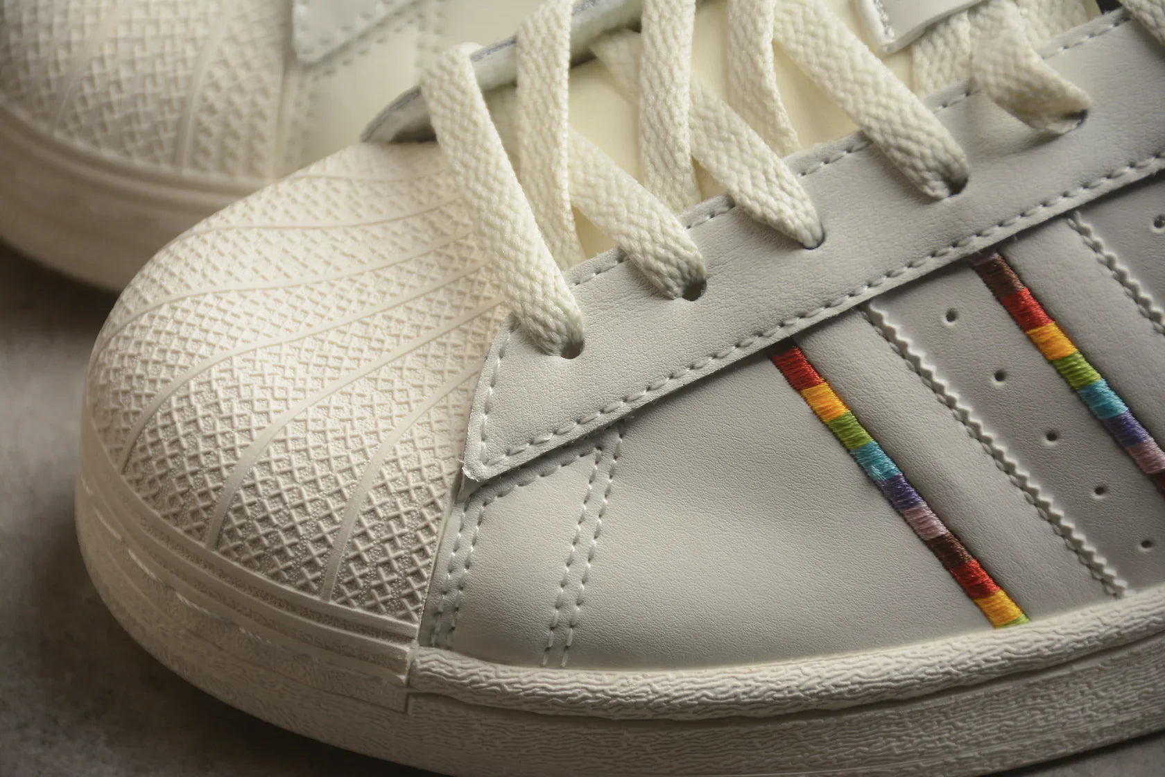 Adidas Superstar White / Rainbow