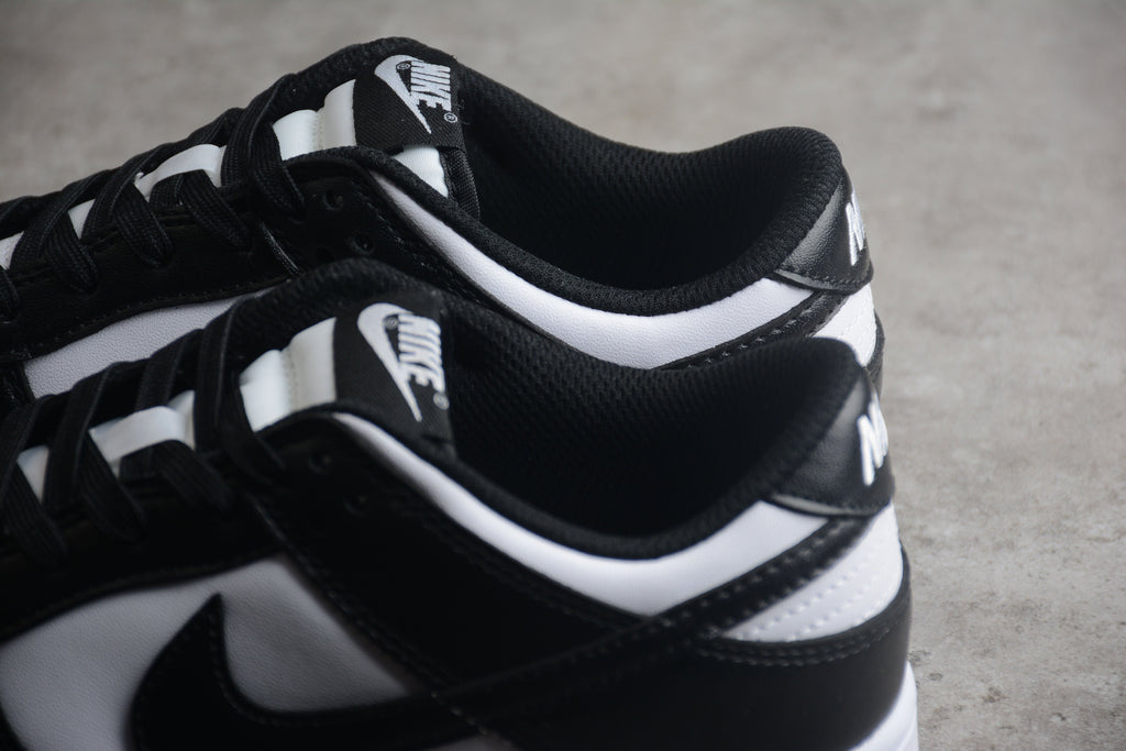 Nike Dunk Low  SB Black / White