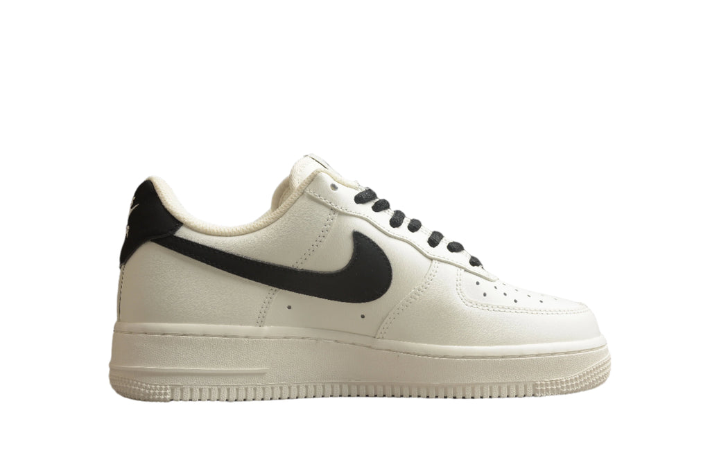 Nike Air Force One White / Black