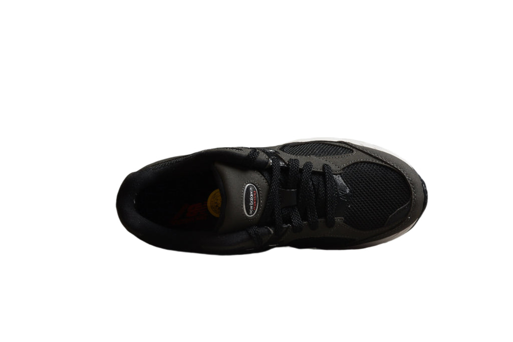New Balance 2002R Black