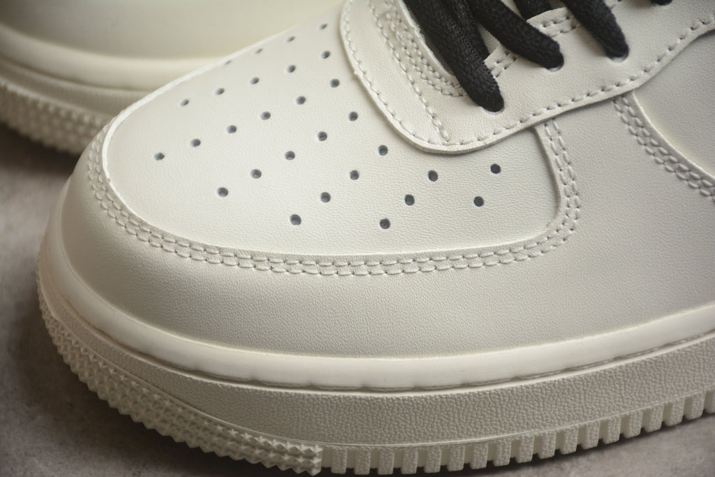 Nike Air Force One White / Black